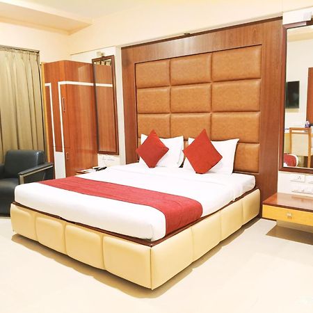 Hotel Excellency Bhubaneswar Exterior foto